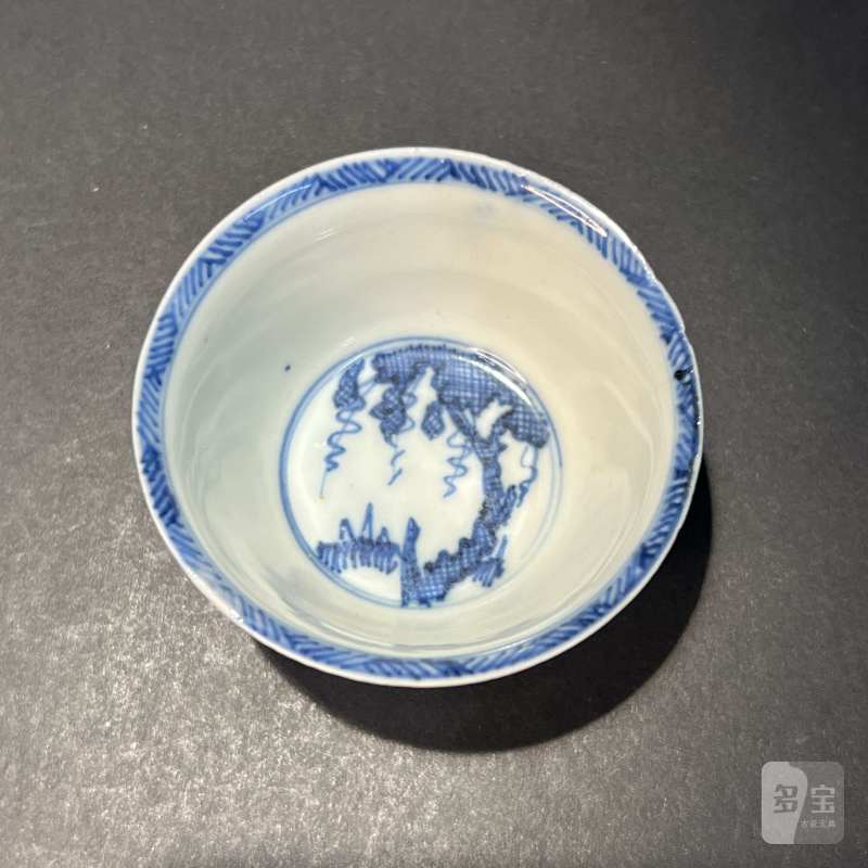 清 青花花卉纹杯 - 图2